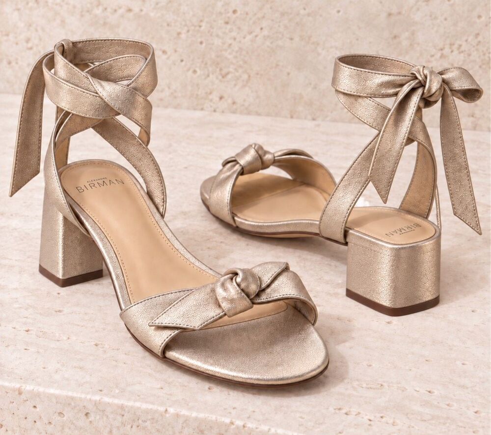 Alexandre Birman Clarita gold Bow Ankle-Tie Block Heels $795 Sz 39/8.5